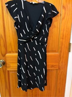 LOFT Black Twist-Front Cap Sleeve Dress with White Brushstroke Print